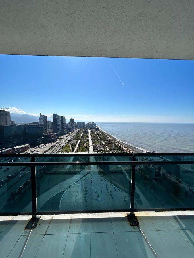 Студия С Потрясающим Видом На Море В Orbi Beach Tower 巴统 外观 照片